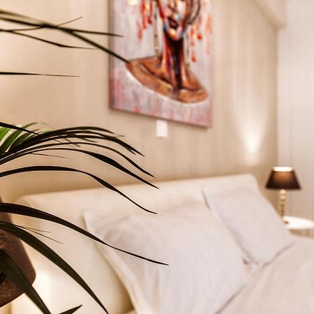 Kentia Fine Living Apartment Kanálion Екстериор снимка