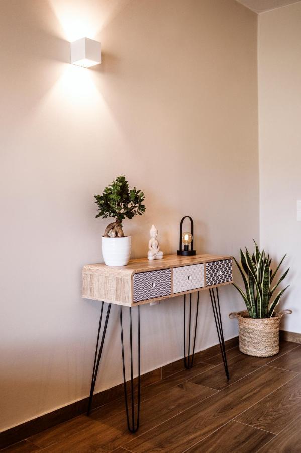 Kentia Fine Living Apartment Kanálion Екстериор снимка